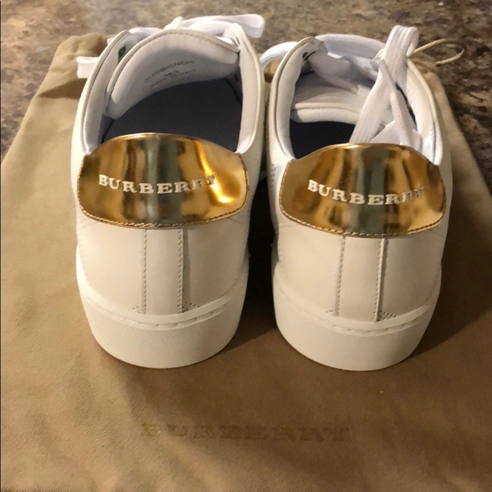 Burberry Sneakers